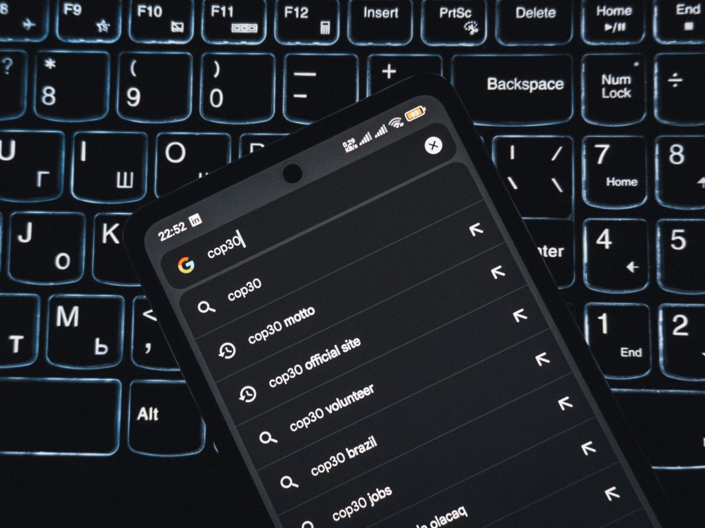 Mobile phone conducting a search as over half of us now use AI to search the web, yet the stubbornly low data accuracy of common tools creates new business risks.